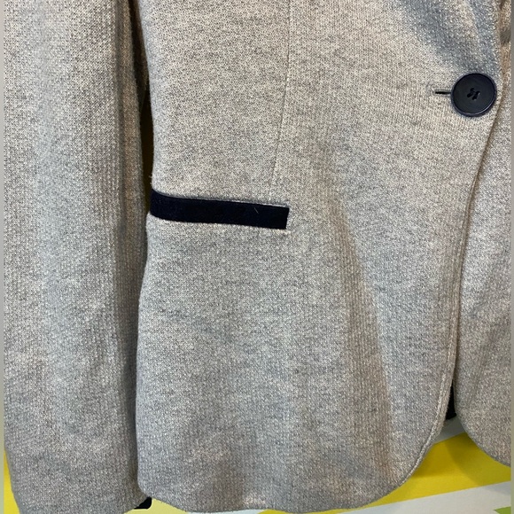 Zara Basic Women’s Blazer- size M - Picture 3 of 10